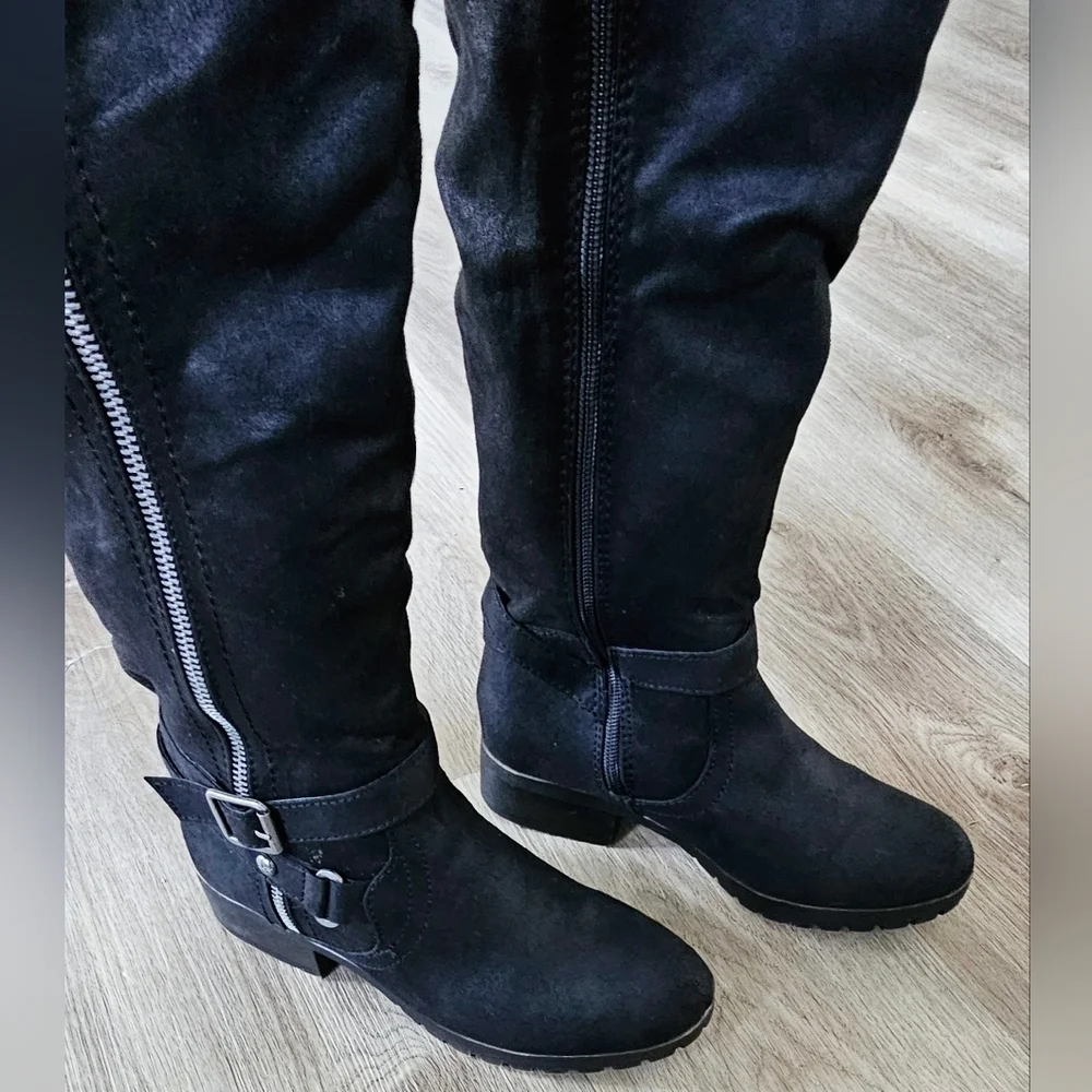 Size 7 Kohl's Stonecrop Black Knee-High Boots - Picture 2 of 8